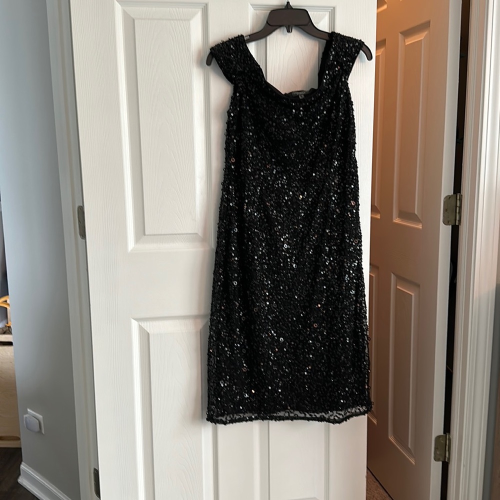 Adrianna Papell Size 12 Black Sequin Dress
